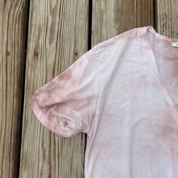 American Eagle Soft & Sexy V-neck Tee Tie Dye Mauve Sz. XS - Picture 3 of 15